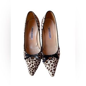 Manolo Blahnik - Bori Leopard Print Mid Heel Pump Size:39.5